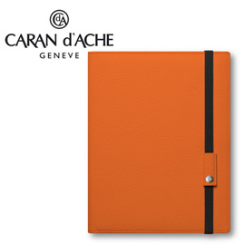 CARAN d'ACHE 瑞士卡達 LEMAN 利曼系列 小牛皮A5筆記本. 橙