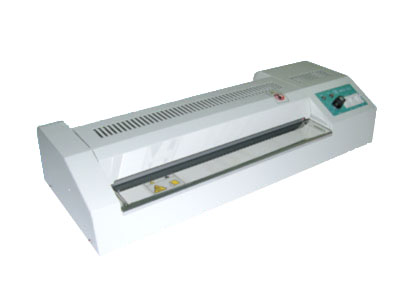 萬事捷 1624 MBS-320 A3鐵殼護貝機-4滾輪 / 台